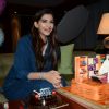 Big Cake! -Sonam Kapoor celebrates her 31st Birthday!