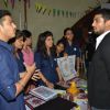 Prateik Babbar Visits SNDT University