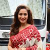 Madhuri Dixit snapped on the sets of So you think you can dance - Ab India Ki Baari
