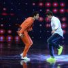 Raghav Juyal and Hrithik Roshan Promotes 'Mohenjo Daro' on sets of Dance plus 2