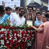 Akshay Kumar Promotes 'Rustom' at Hansraj college in New Delhi