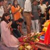 Soha Ali Khan takes Ganpati Darshan at 'Andheri Ka Raja'
