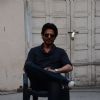 Shah Rukh Khan strikes 'Raees' pose at Mehboob Studio