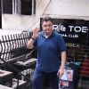 Rishi Kapoor Snapped at Tip Toe Salon, Bandra
