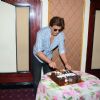 Shah Rukh Khan cuts his birthday cake!