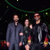'Simmba' cast pose on the sets of Indian Idol