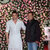 Salim Khan and Sohail Khan at Kapil Sharma and Ginni Chatrath's Live Reception, Mumbai