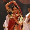 Parul Chauhan : Ragini dancing on the dance floor