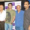 Mukesh Bhatt and Mahesh Bhatt at Avatar 3-d Special Screening of promo at Fame, in Mumbai