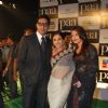 Bollywood actors Abhishek Bachchan with Vidya Balan and Aishwarya Rai Bachchan at the premiere of film "Paa"
