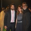 Bollywood actors Hrithik Roshan with wife Suzanne and Amitabh Bachchan at the premiere of film "Paa"