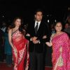 Aishwarya Rai, Abhishek Bachchan and Jaya Bachchan at Star Screen Awards red carpet