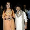 Singer Kailash Kher with Poonam Dillon at the wedding anniversary bash at Sun N Sand
