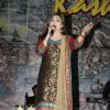 Alka Yagnik performing live at Shanmukhanand Hall