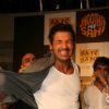 John Abraham take off his shirt at Jootha Hi Sahi music launch at Oberoi Mall