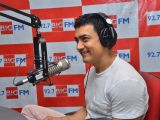 Aamir Khan goes LIVE ON 92.7 BIG FM