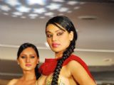 A Model walks the ramp for Roopaje