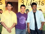 Sharman Joshi, Aamir Khan and R Madhawan at a press-meet to promote their movie "3-Idiots'''', in New Delhi