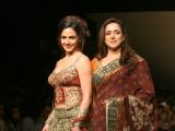 Esha Deol at the Wills Lifestyle India Fashion Week