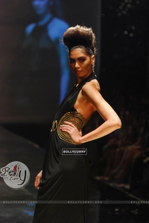 Model showcasing on ramp for Monisha Jaisingh on day 1 of HDIL