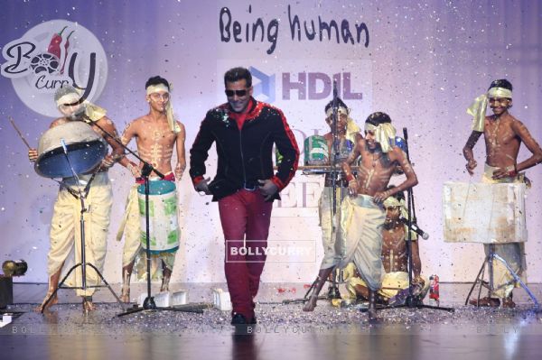 Salman Khan in Being Human show at HDIL India Couture Week 2010