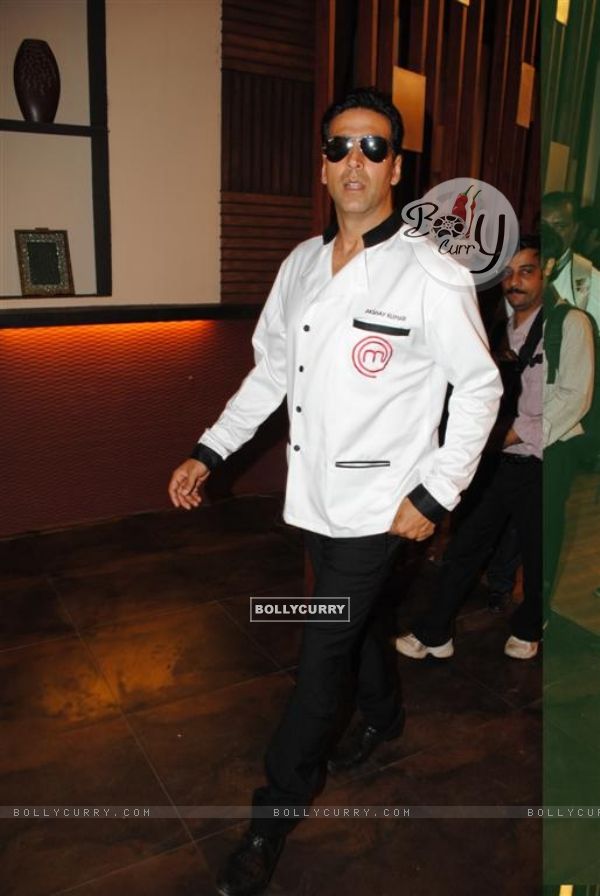 Akshay Kumar on the set of Amul Master Chef India