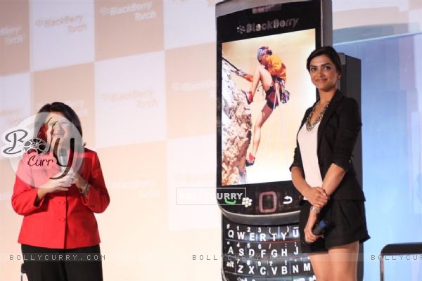 Deepika Padukone launches Blackberry Torch smart phone