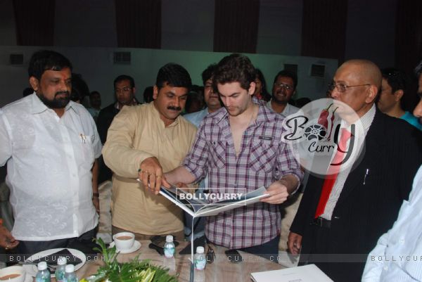 Neil Nitin Mukesh launches Lokhandwala Builders Minerva at Mahalaxmi