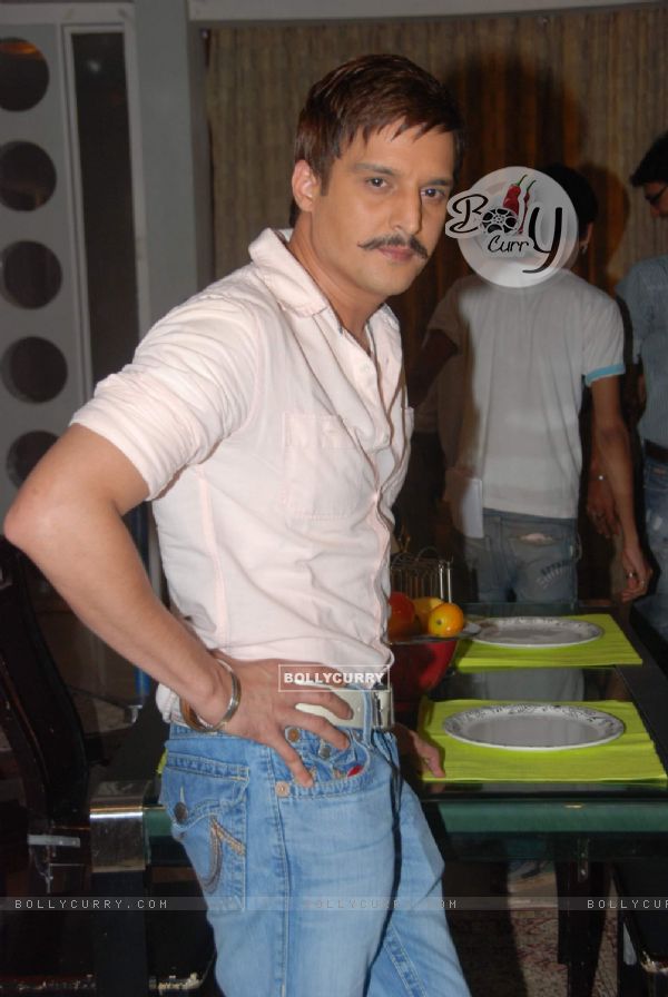 Jimmy Shergill on the sets of Sony's Aahat  Malad