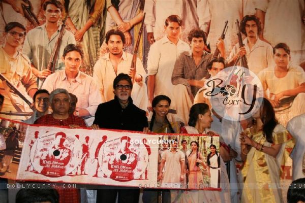 Bachchan Family at Audio release of 'Khelein Hum Jee Jaan Sey' (104329)