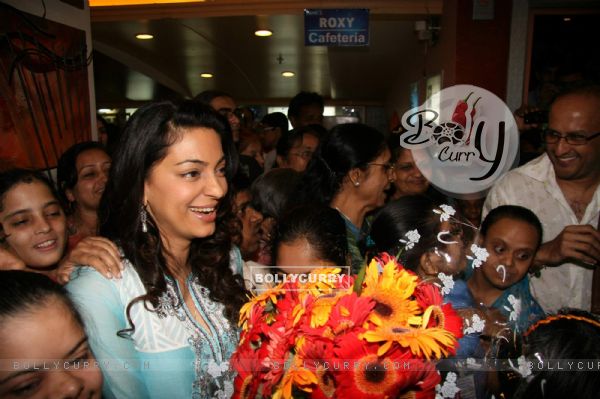Juhi Chawla at charity Ramayana screening at Roxy (104836)