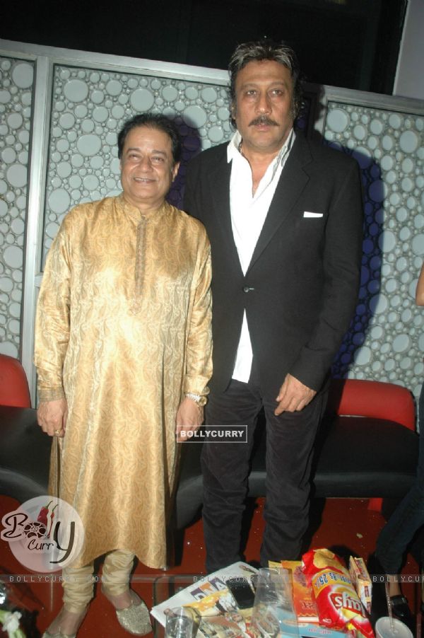 Jackie Shroff and Anup Jalota at Sabka Mallik Ek Premiere at Cinemax