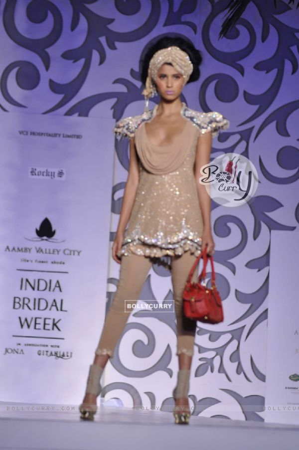 Model walk on the ramp for Rocky S at Aamby Valley Indian Bridal Week