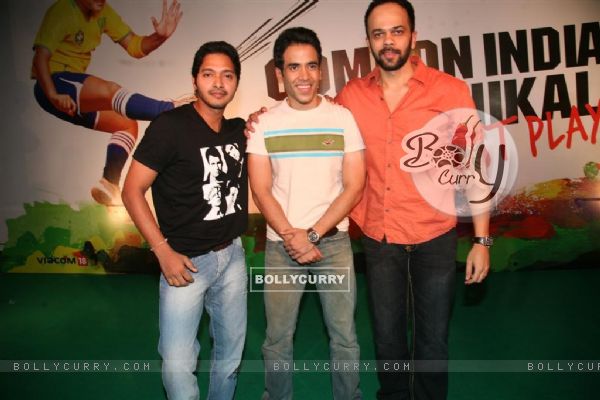 The Golmaal 3 cast and crew supports Nick Let's Just Play (105117)