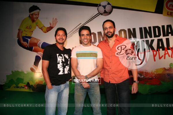 The Golmaal 3 cast and crew supports Nick Let's Just Play