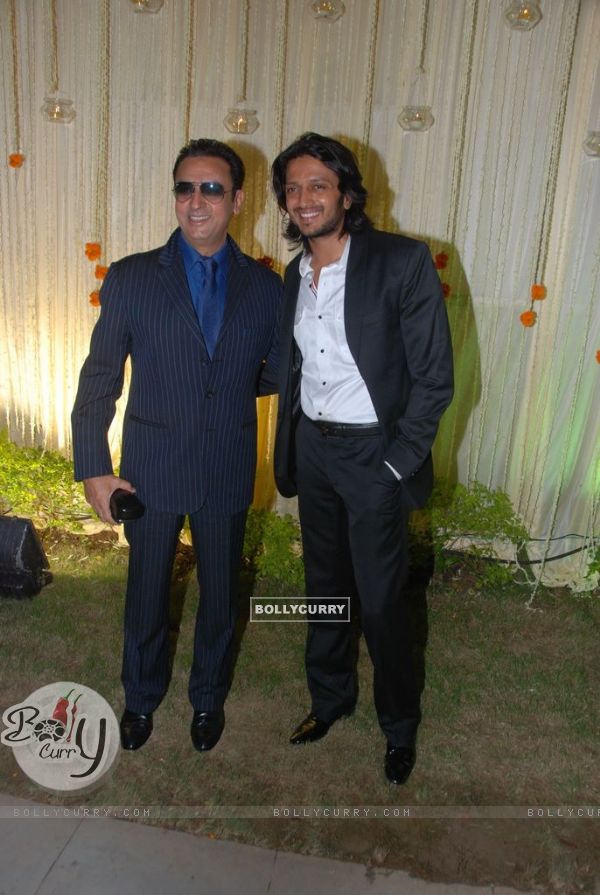 Ritesh Deshmukh and Gulshan Grover at Vivek Oberoi's wedding reception at ITC Grand Maratha