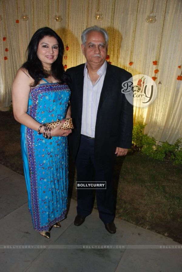 Ramesh Sippy and Kiran Juneja at Vivek Oberoi's wedding reception at ITC Grand Maratha