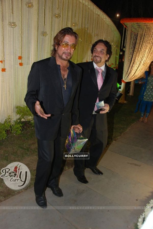 Shakti Kapoor at Vivek Oberoi's wedding reception at ITC Grand Maratha