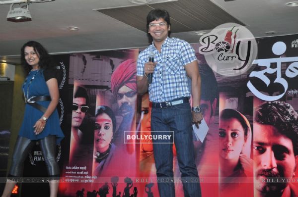Shaan at the Music Launch of the Marathi film Sumbarn at the MIG Club