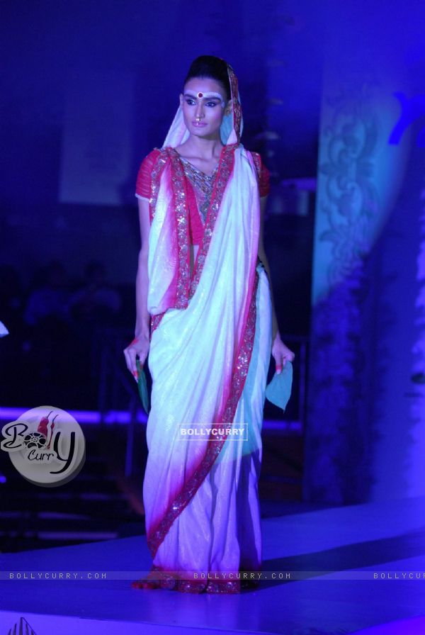 Model Walks for fashion designer Abhishek Dutta at Aamby Valley Indian Bridal Week day 4