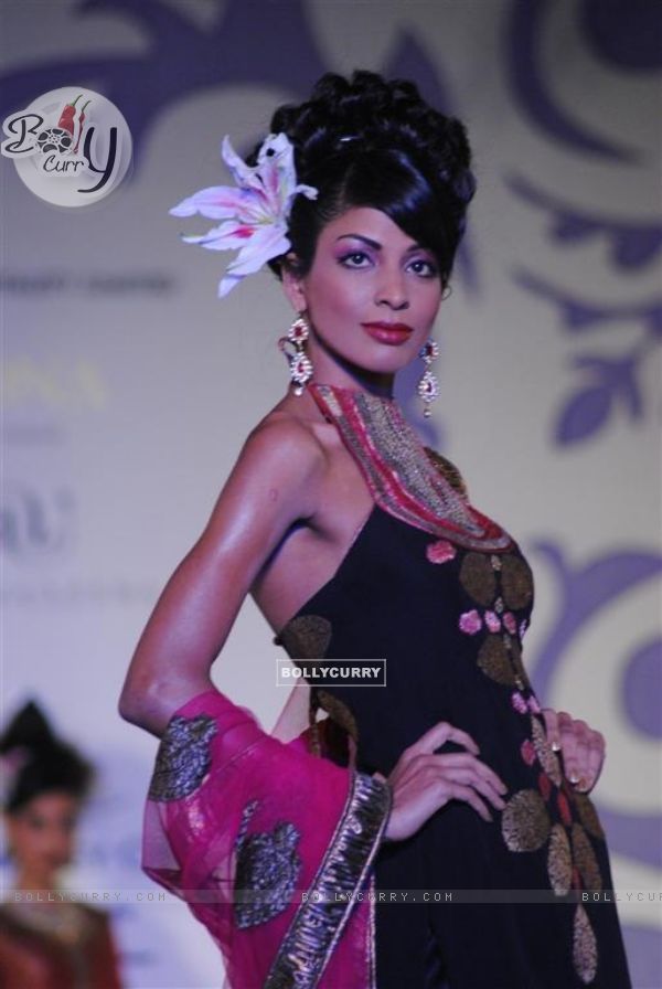 Model Walks at Aamby Valley Indian Bridal Week day 4
