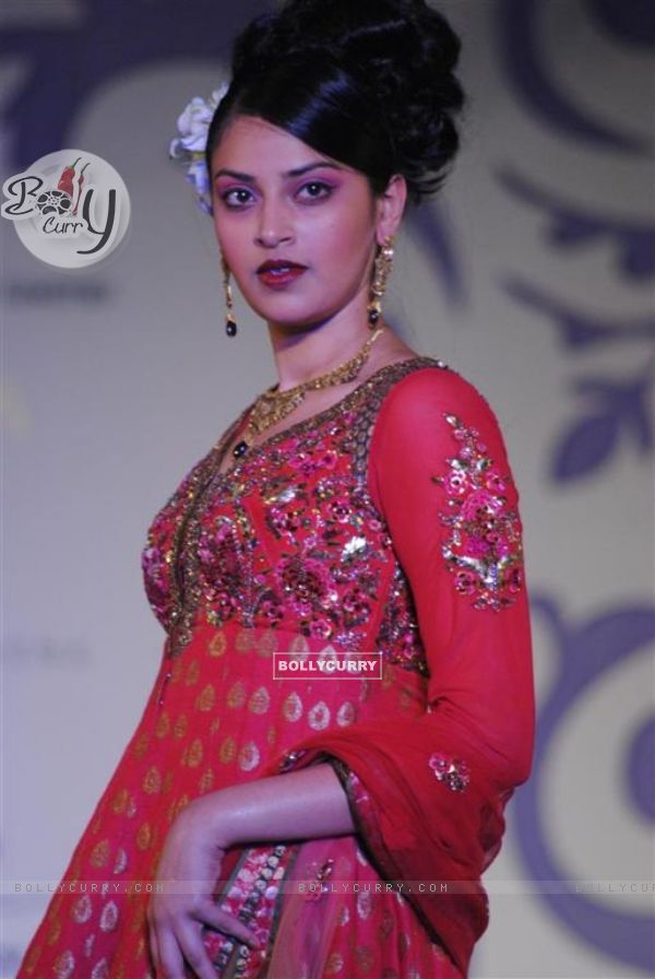 Model Walks at Aamby Valley Indian Bridal Week day 4