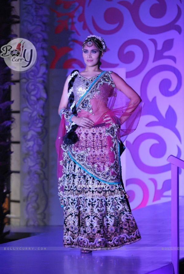 Model Walks for fashion designer Vikram Phadnis at Aamby Valley Indian Bridal Week day 4