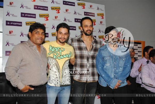 Golmaal 3 cast celebrate success of their film with underprivileged kids on Childrens Day at FAME Cinemas in Andheri, Mumbai (107363)