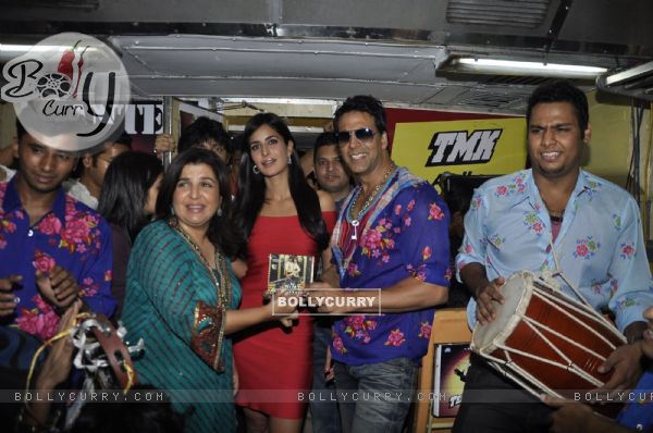 Akshay, Farah and Katrina at Tees Maar Khan music launch (107370)
