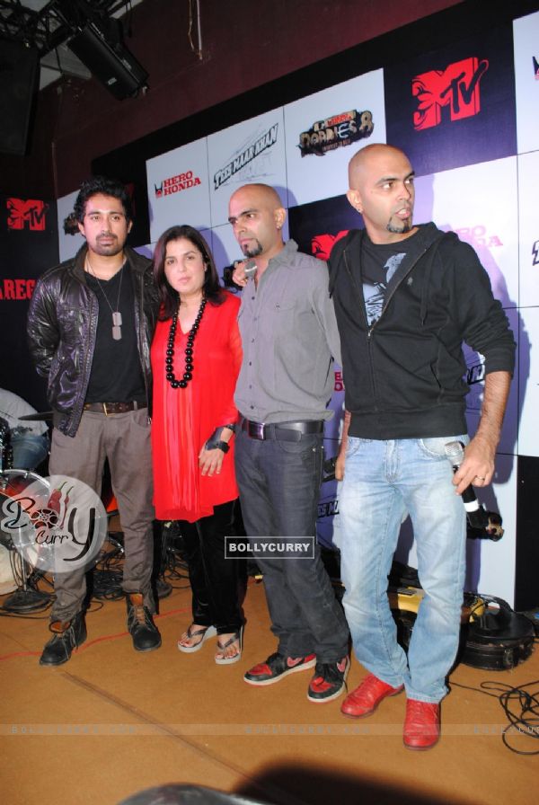 Farah Khan along with Rannvijay, Raghu and Rajiv at MTV Roadies promotional event
