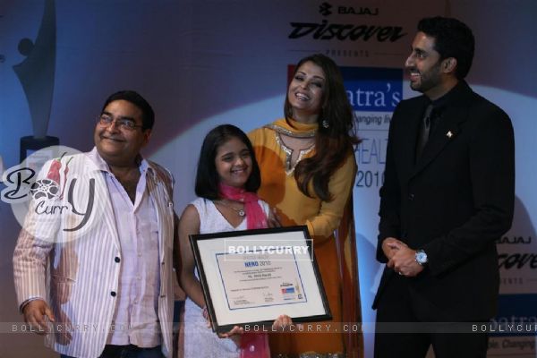 Abhishek and Aishwarya Rai Bachchan at Positive Health Award 2010 at NCPA