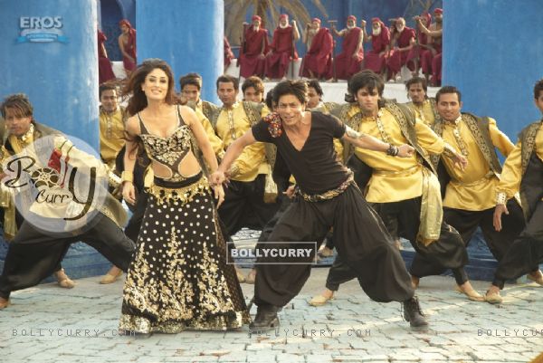 Shahrukh and Kareena looking gorgeous in black (11098)