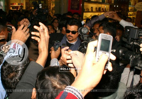 Anil Kapoor at Ambience Mall, in New Delhi to promote his film ''No Problem'' on Sunday. . (111047)