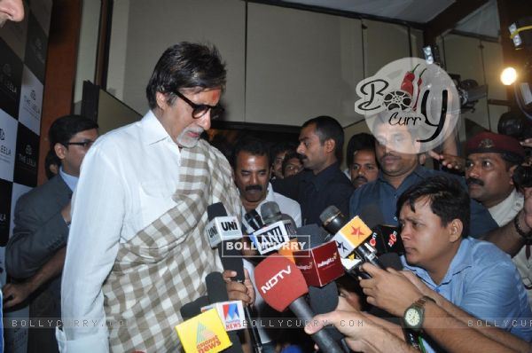 Amitabh Bachchan at the press meet of Kandahar hosted by the Leela Hotels (112527)